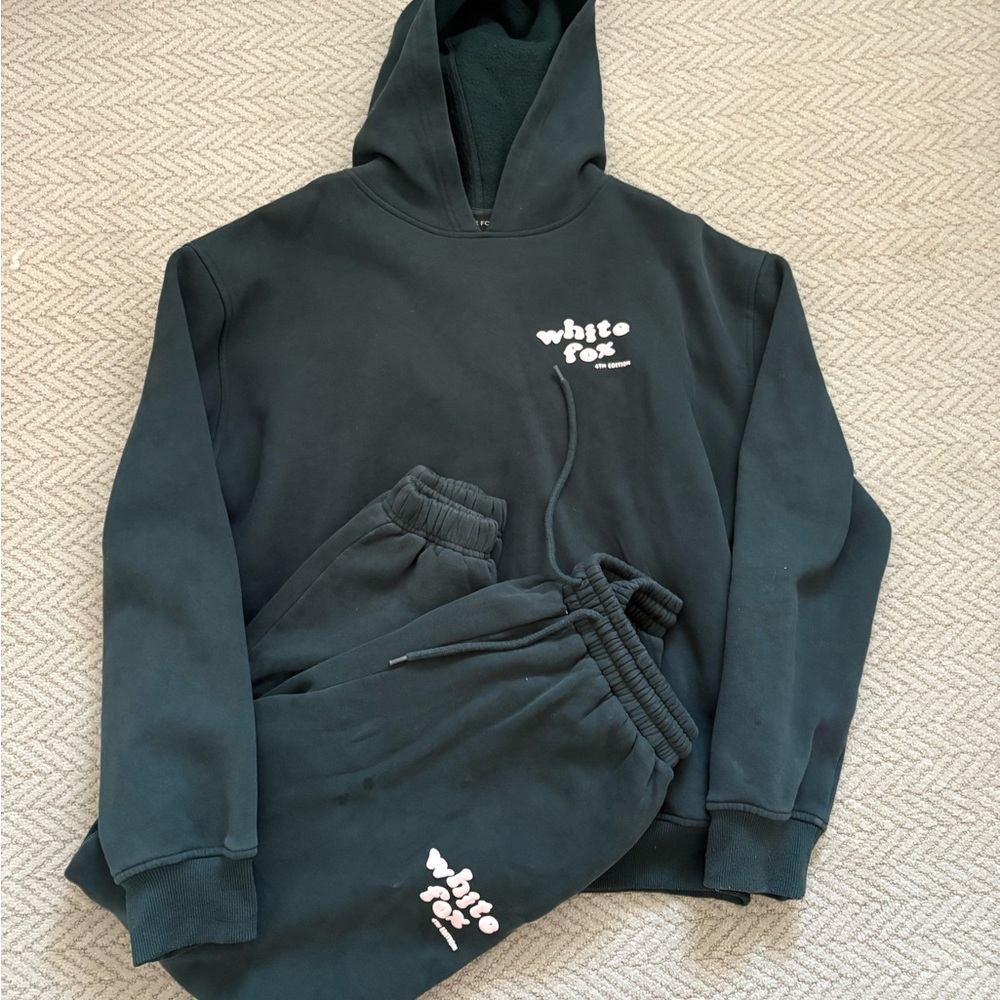 White Fox green and pink sweat set
